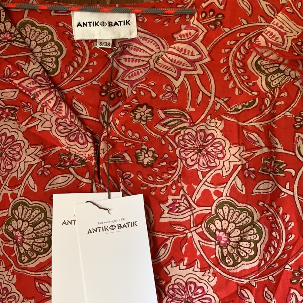NWT Red Floral Antik Batik Top S 38 lovely!! - Picture 4 of 9
